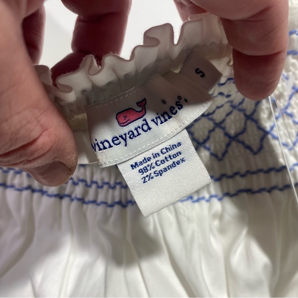 Vineyard Vines Smocked Off The Shoulder Blue Embroidered Neck Cuff Top NWT S - Picture 12 of 16